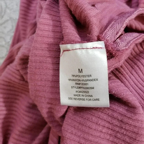 Pink Rose Medium ripped long sleeve - Picture 3 of 5